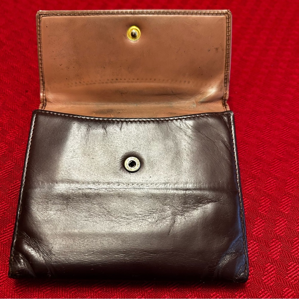 VTG Authentic Salvatore Ferragamo Bifold Calfskin Leather Wallet Gancini Clasp - Picture 9 of 11